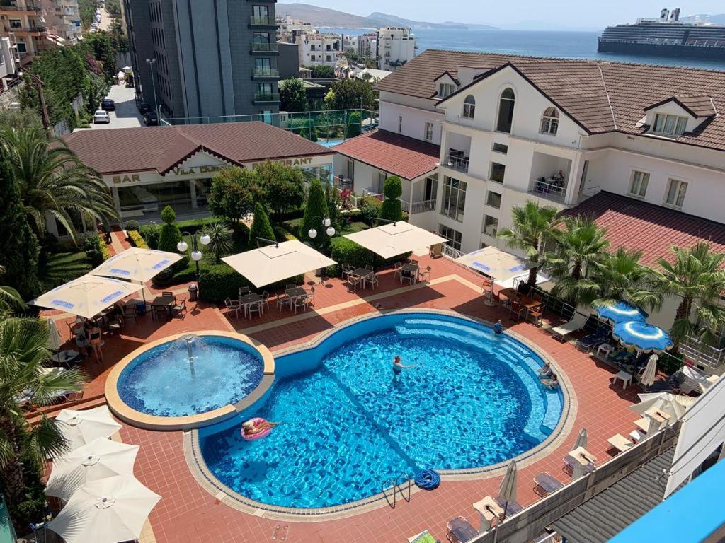 Apart-Hotel Alvi Sarandë Exteriör bild
